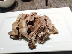 手抓羊肉半斤-贯贯吉·清真餐厅(浙江中路店)