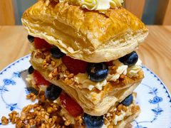 草莓坚果拿破仑-逸绮瑶澜Miss Mousse Cake蛋糕(三里屯SOHO店)