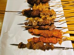 热气羊肉串-云晓光头烧烤吧(新大陆广场店)