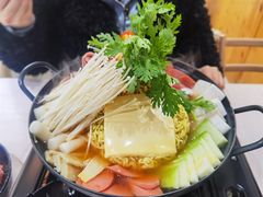 部队火锅-文成焕·家族韩式餐厅