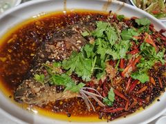 蒜爆鱼-七百岁羊肉馆(环球港店)