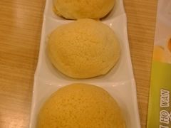 酥皮焗叉烧包-添好运点心专门店(中环IFC店)