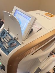 -上海玫瑰医疗美容医院