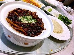 -品悦酒店(三林古镇店)