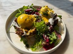 疯狂手撕牛肉班尼迪克蛋-The Rug Cafe(王府中环店)