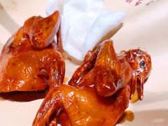 脆皮乳鸽-鸽子侯·家宴·平价海鲜(市图书馆店)
