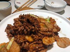 爆炒腰花-闫府私房菜·百年鲁菜(恒隆店)