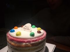 彩虹蛋糕-巴黎贝甜(银城东苑店)