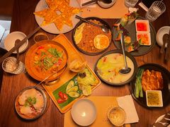 -来龙里 精致 东南亚餐室(万象城店)