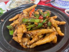 沙姜鸡脚煲-先鲜鲫鱼粥