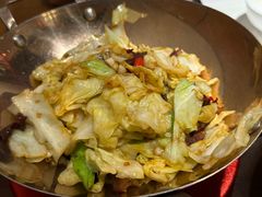 干锅腊味卷心菜-乔街深夜食堂·小龙虾·高压锅生蚝(杭州总店)