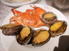 -领鲜活海鲜榴莲自助火锅(东门店)