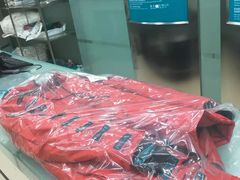-福奈特洗衣洗鞋(宝华广场店)