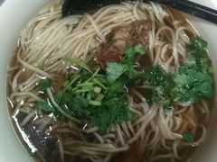 -李先生牛肉面大王(北京站售票厅餐厅)