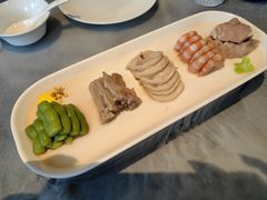 -HOMES上海本帮菜(襄阳公园店)