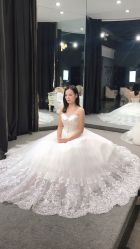 -艾米丽婚纱礼服