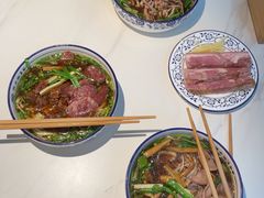 -镇南锅盖面馆(解放路店)