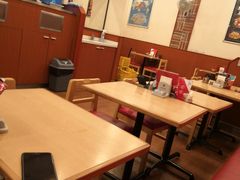 大堂-食其家·牛丼咖喱(金桥国际店)