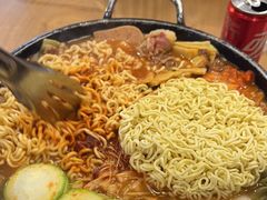 -WOW LUCKY创意韩料(龙阳广场店)