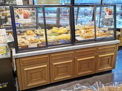 面包甜点陈列柜-多乐之日(和平伊势丹店)