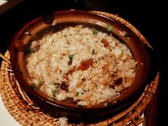 特色腊味煲仔饭-百年果林椰子鸡(中洲店)