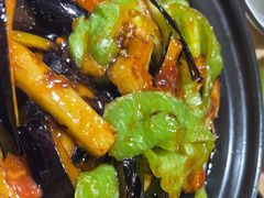 青椒烧茄子-禾木·新疆特色美食