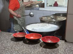 -张阿三馄饨店