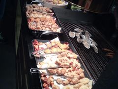 -领鲜活海鲜榴莲自助火锅(东门店)