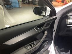 -比亚迪上海弘仁4S(杨浦店)