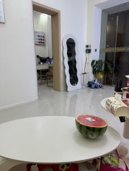 -苗方清颜专业祛痘·皮肤管理