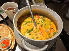 -大头虾越式风味餐厅(光明广场店)