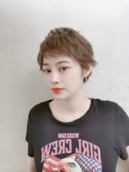 -十六番发型师事务所