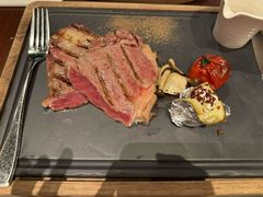 -恰餐厅及酒吧 CHAR Bar & Grill (北京丽都皇冠假日店)