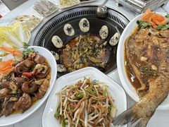 -丹水桥地锅鱼·翘嘴鲌·地方特色全鱼宴(丹江口大坝店)