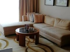 -上海浦东康桥绿地假日酒店
