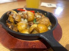 -HELLO 27 意面·沙拉·帕尼尼