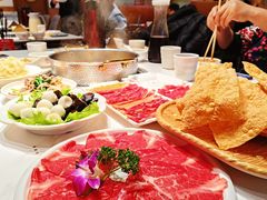 -犇鼎牛潮汕牛肉火锅(新辰里学清路店)