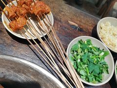 -四小区火锅·巷子里的重庆火锅(花照壁店)
