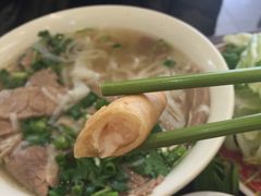 虾春卷-鸿记越南牛鸡粉