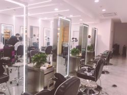 -Coo Hair salon