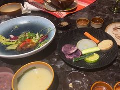 -雾山韩式烤肉·海南糟粕&椰子鸡火锅·海景餐厅(三亚绿发山海天JW万豪酒店)