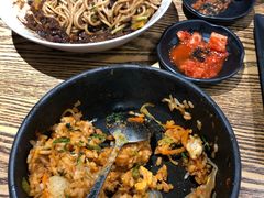 -吴草鸡爪오초닭발韩食堂(融恒盈嘉中心店)