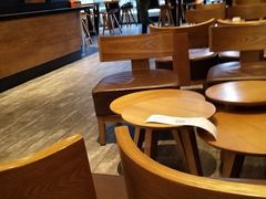 用餐区-星巴克(花木plus乐坊店)