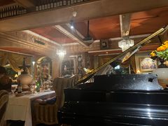 -火车头法国西餐厅