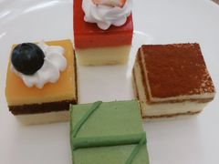-上海西藏大厦万怡自助餐厅(徐汇店)