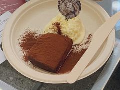 -HUGS coffee(东区店)