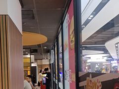 -麦当劳(百联西郊购物中心店)