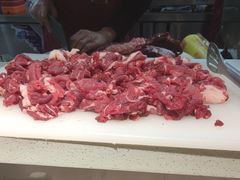 -嘎琉鲜切牛肉自助火锅