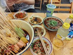 -拈签一笑黄牛肉辣卤串串