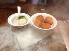 -李犟大爆鳝面·手工蟹黄包(湖滨西湖店)